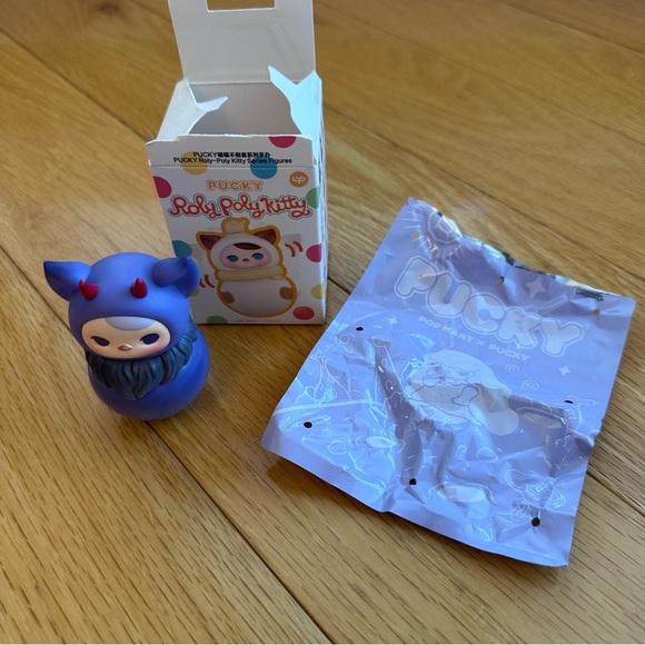 Pucky Roly Poly Kitty Devil - Picture 2 of 5